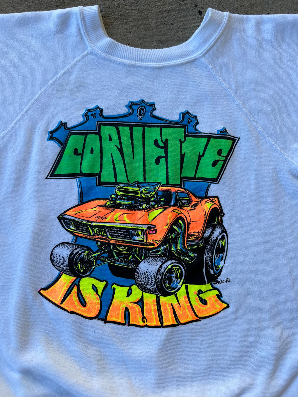 1971 Corvette Is King Roach Graphic Short Sleeve Sweatshirt Small