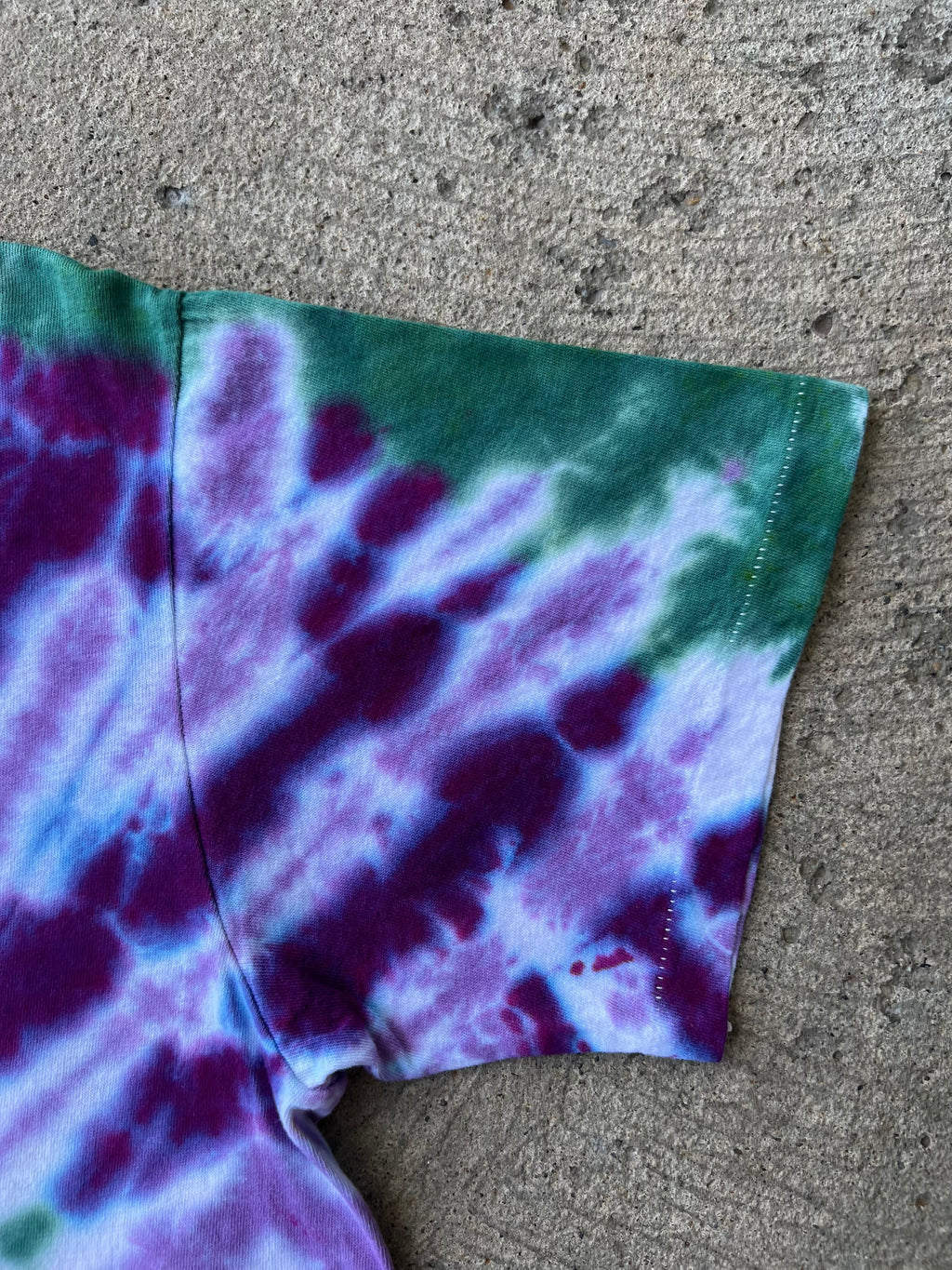 1970s Tie Dye Peace Symbol Hippie Shirt