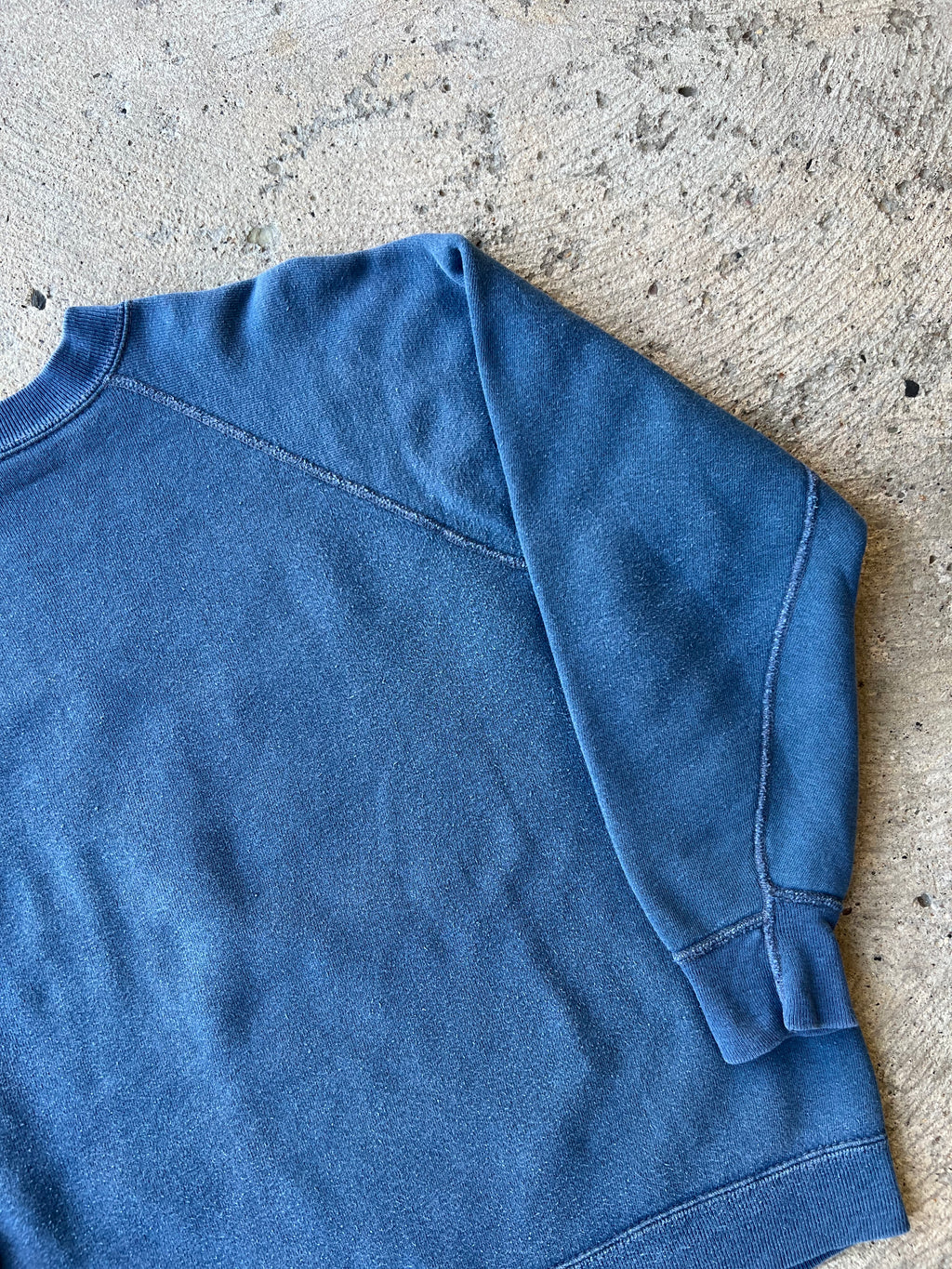1950s Zeta Tau Alpha Flock Print Sweatshirt Large