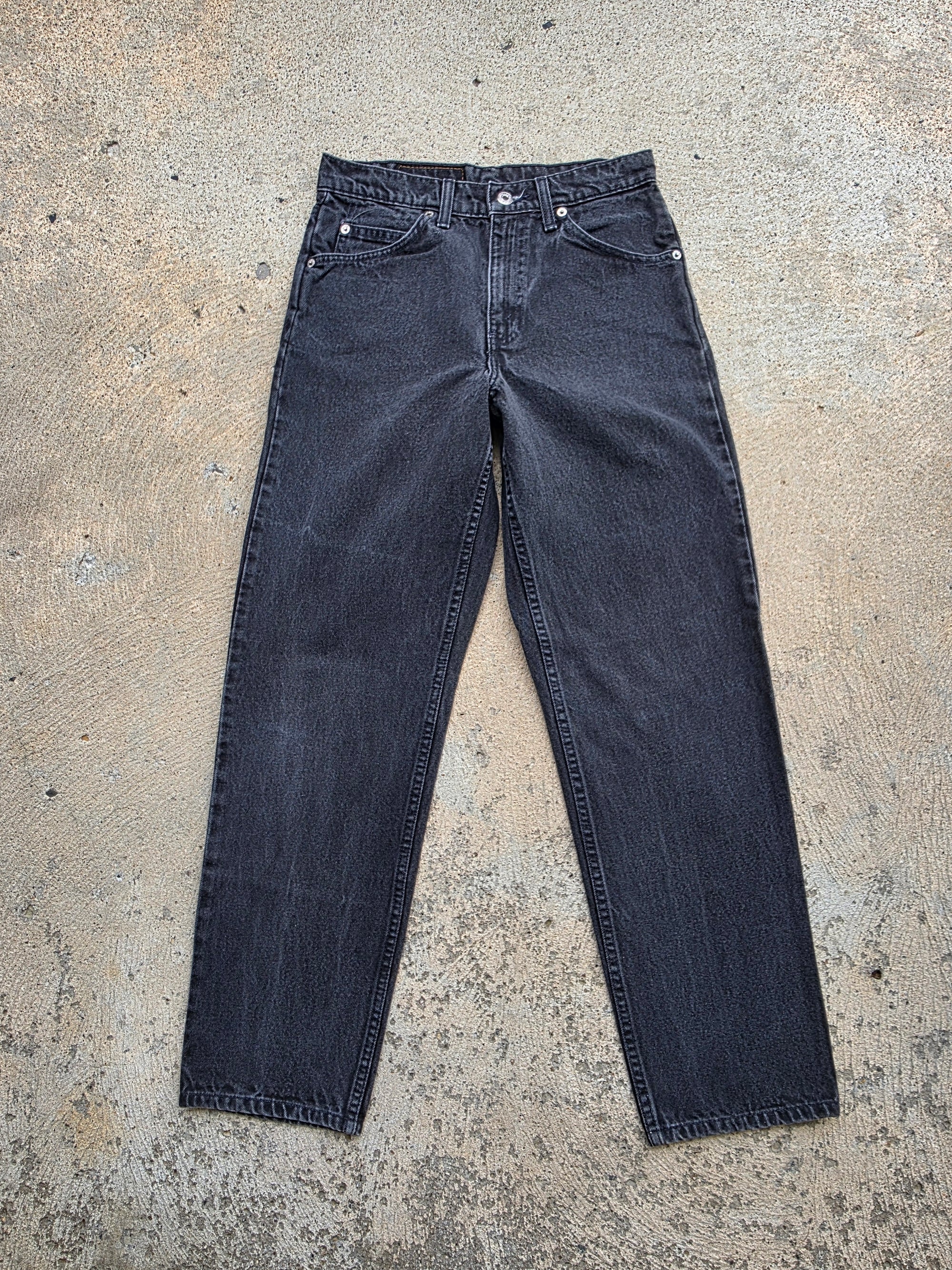 1990s Levis 550 30x30 Black Relaxed Fit Tapered Leg