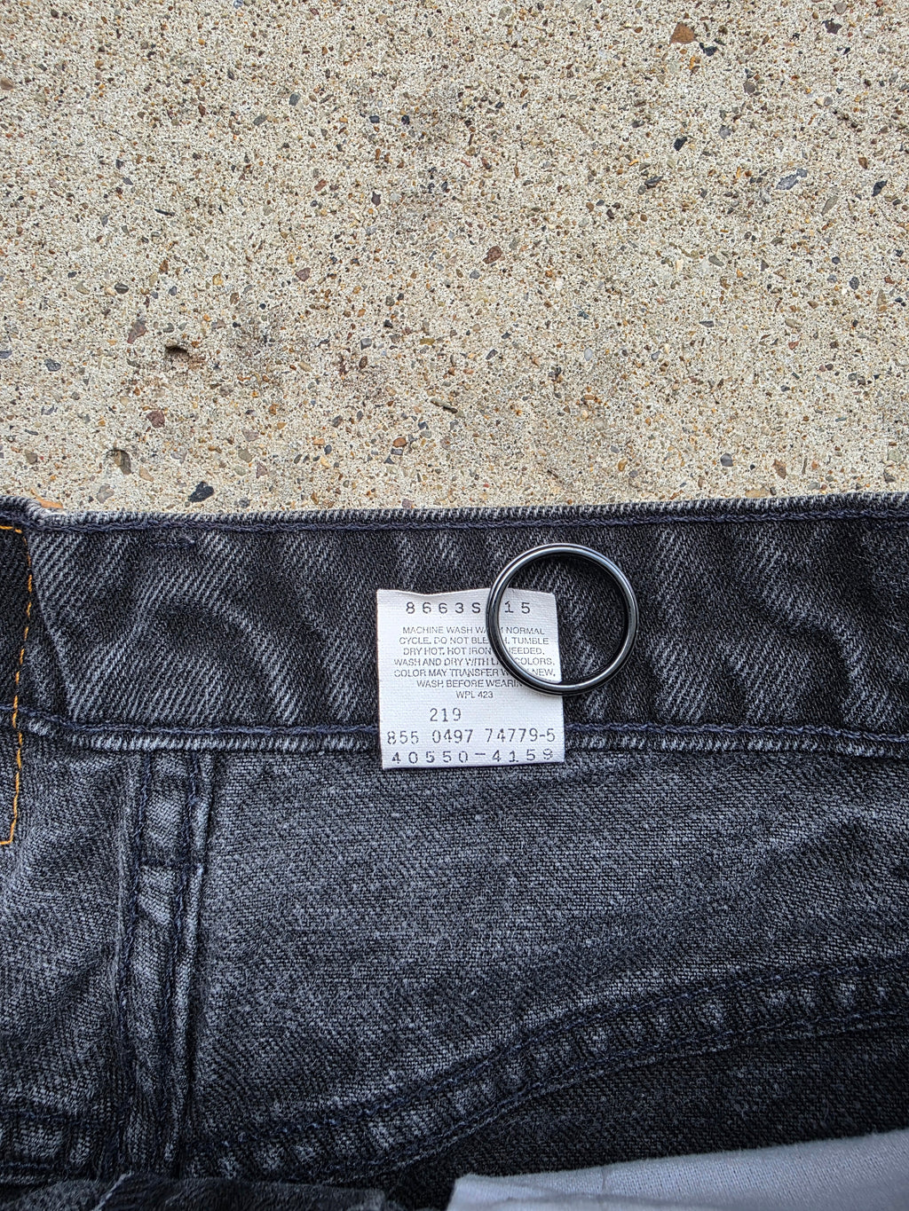 1990s Levis 550 30x30 Black Relaxed Fit Tapered Leg