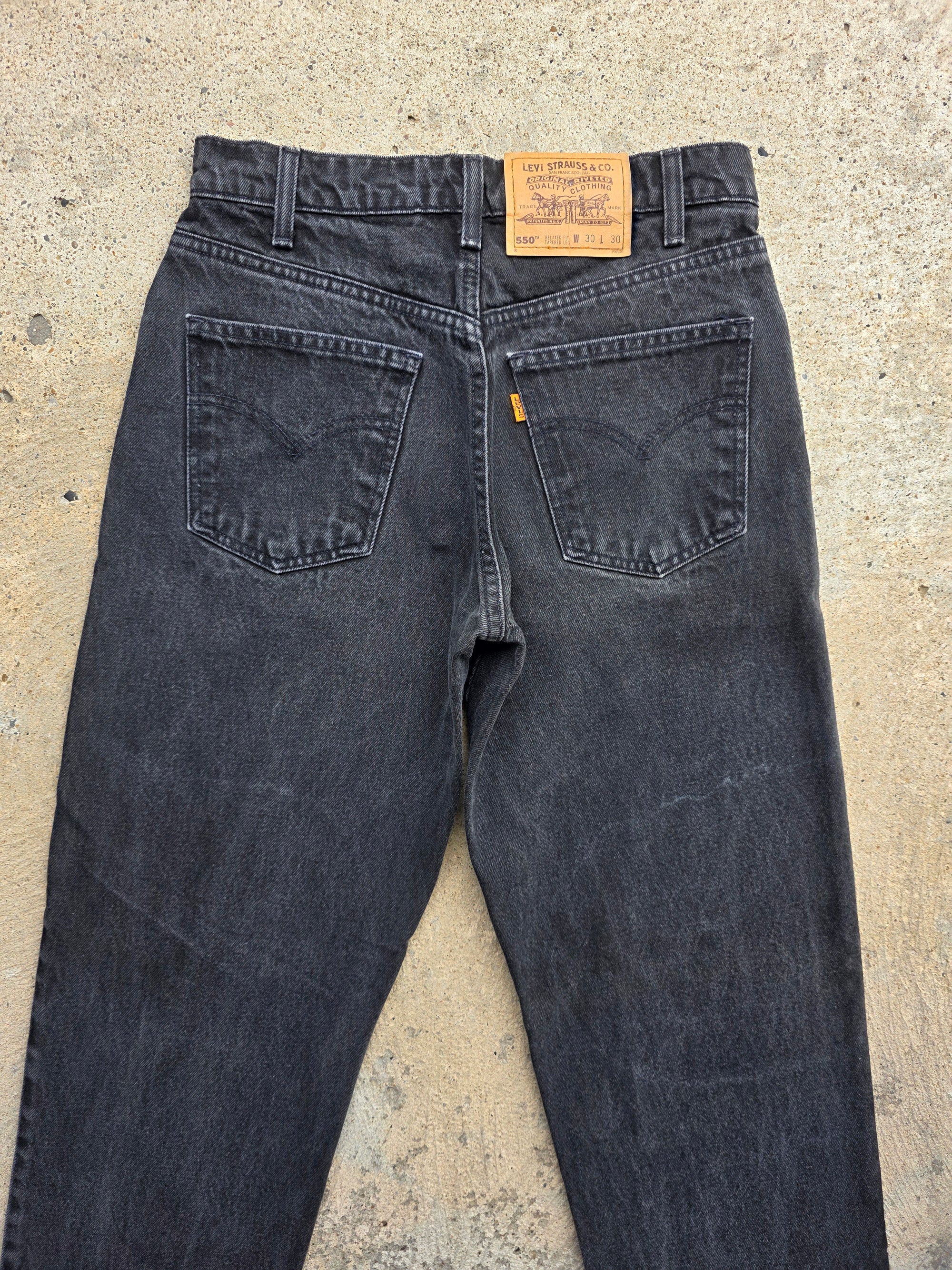 1990s Levis 550 30x30 Black Relaxed Fit Tapered Leg