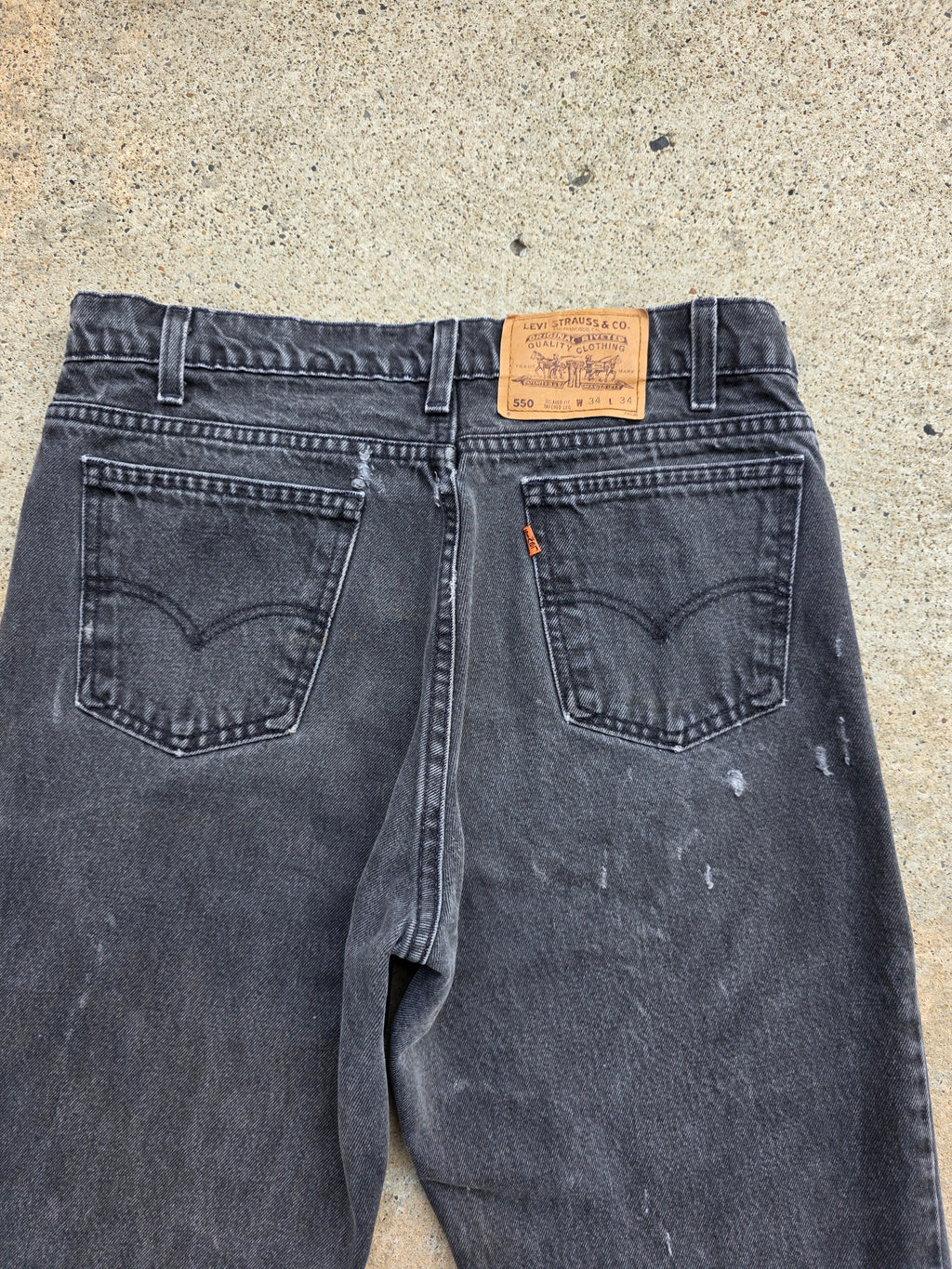 1990s Levis 550 Relaxed Fit Tapered Leg 34x34