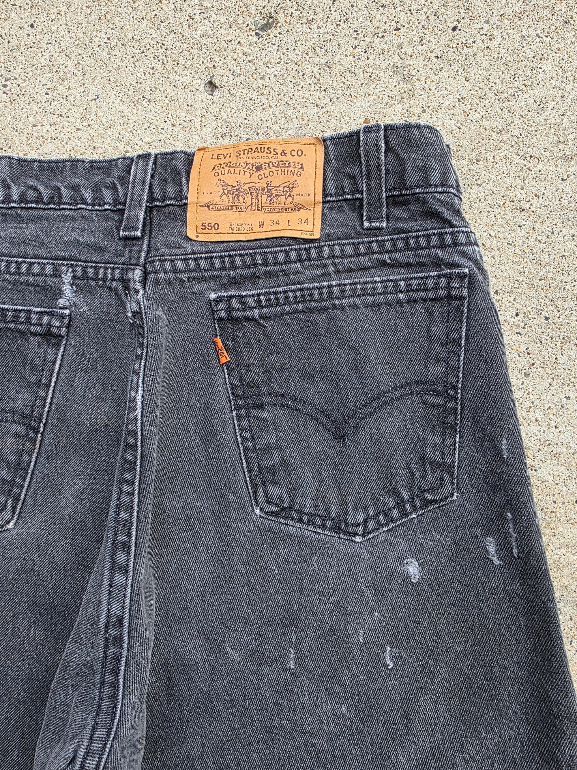 1990s Levis 550 Relaxed Fit Tapered Leg 34x34