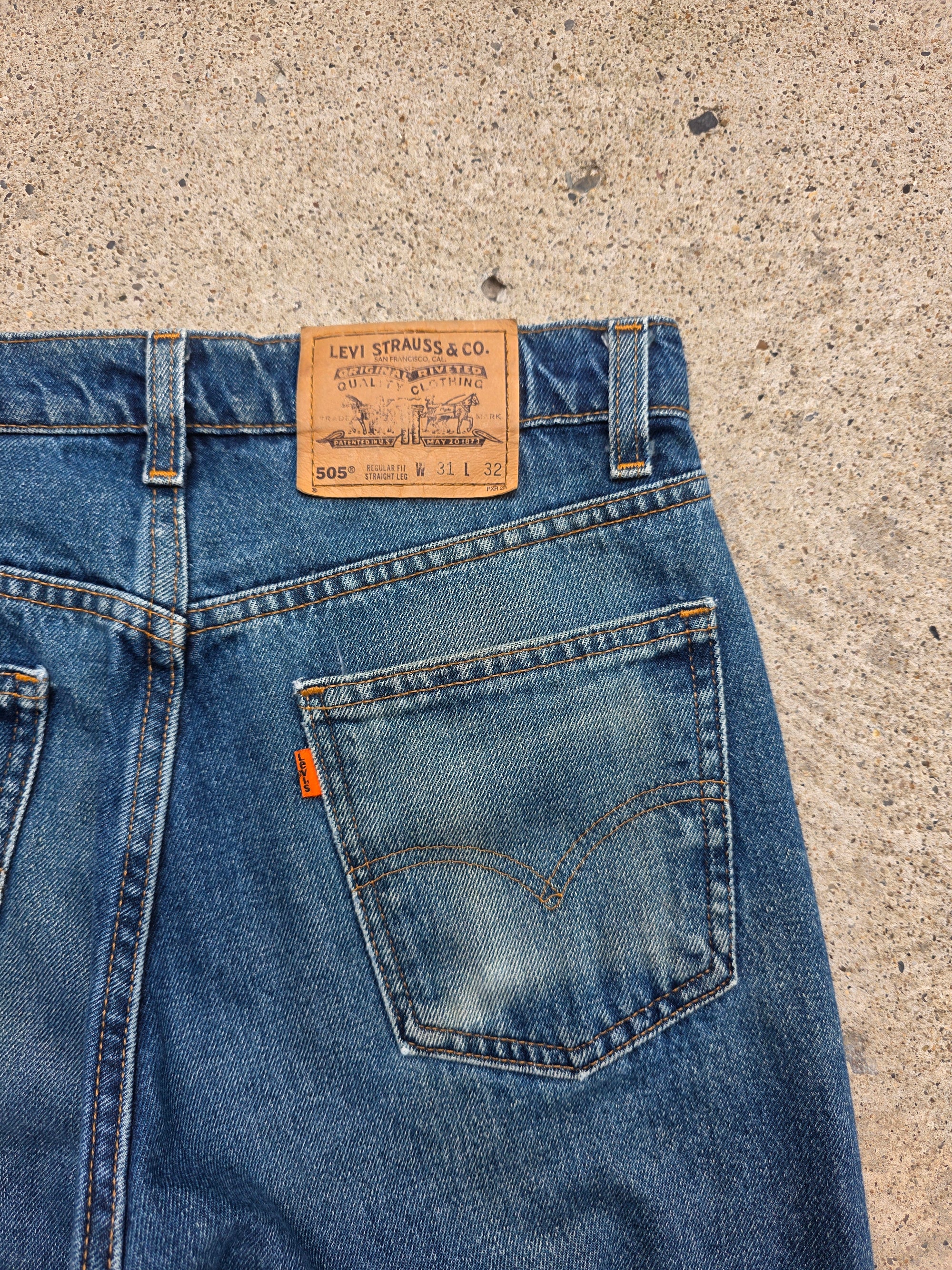 1990s Levis 505 Regular Fit Straight Leg 31x32 Orange Tab