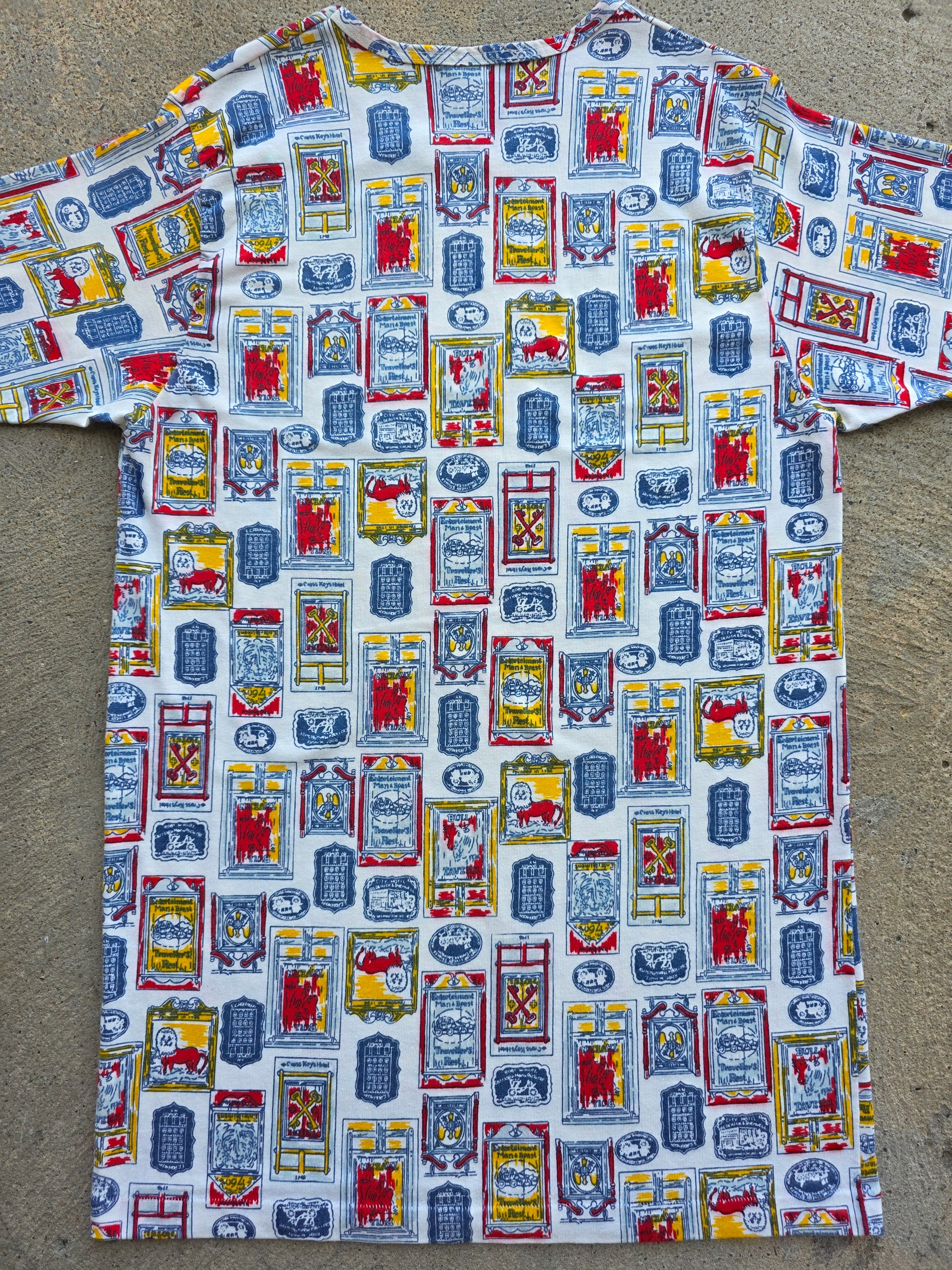 1970s Munsingwear Novelty Print Shirt Large