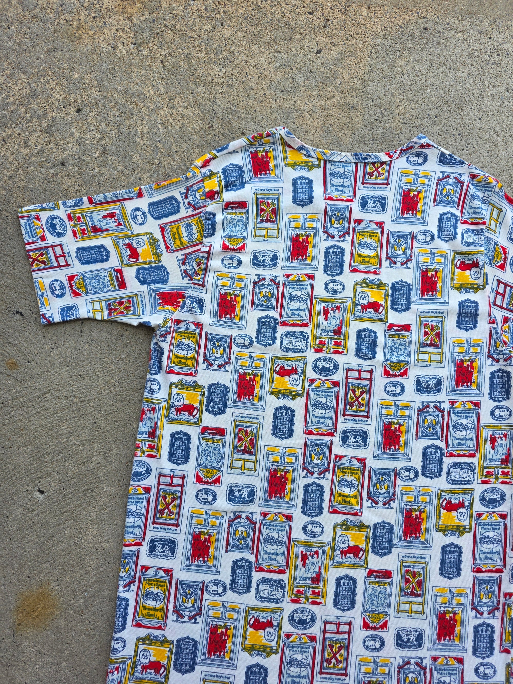 1970s Munsingwear Novelty Print Shirt Large