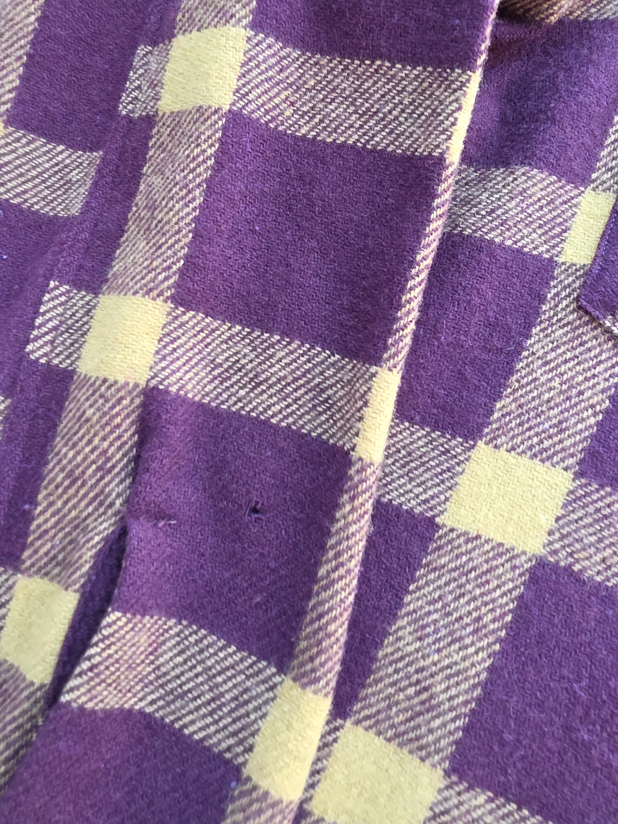 Reliance Loop Collar Flannel Large