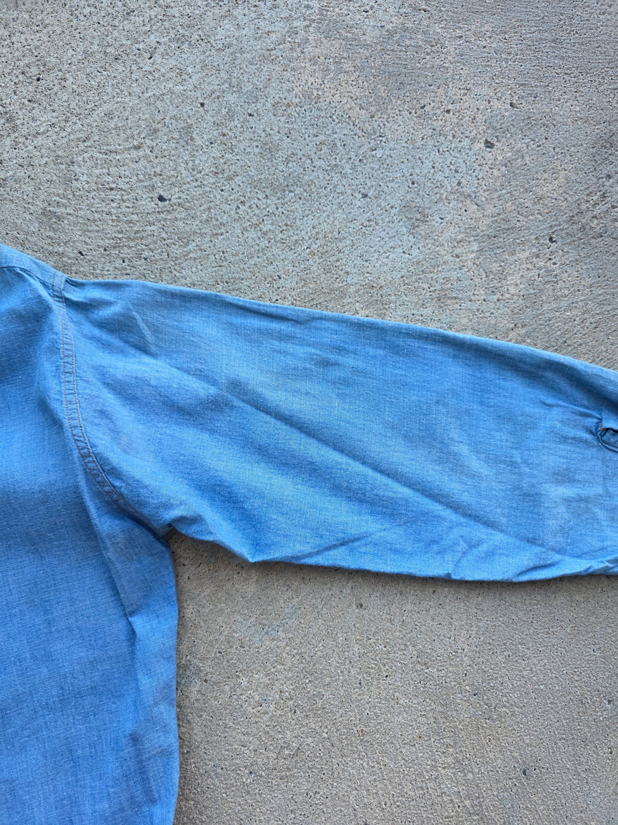 1970s Levis Chambray Shirt Large
