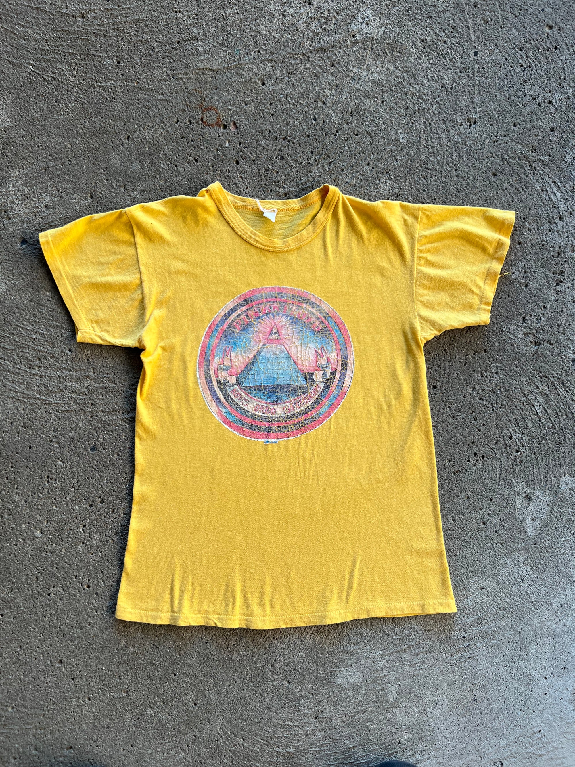 1970s Pink Floyd Novis Ordo Seclorum Shirt XS
