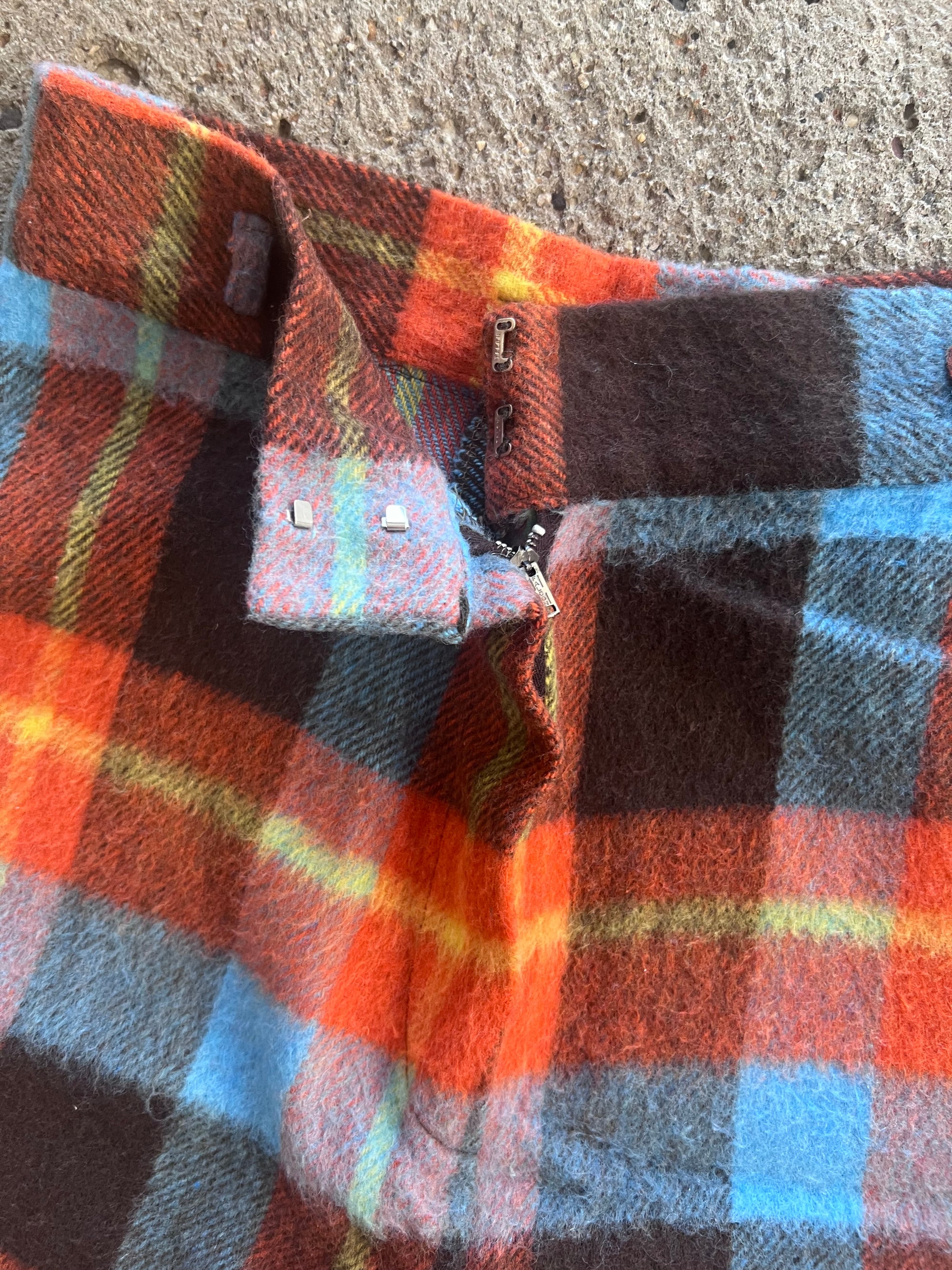 1970s Plaid Flare Pants 26x30