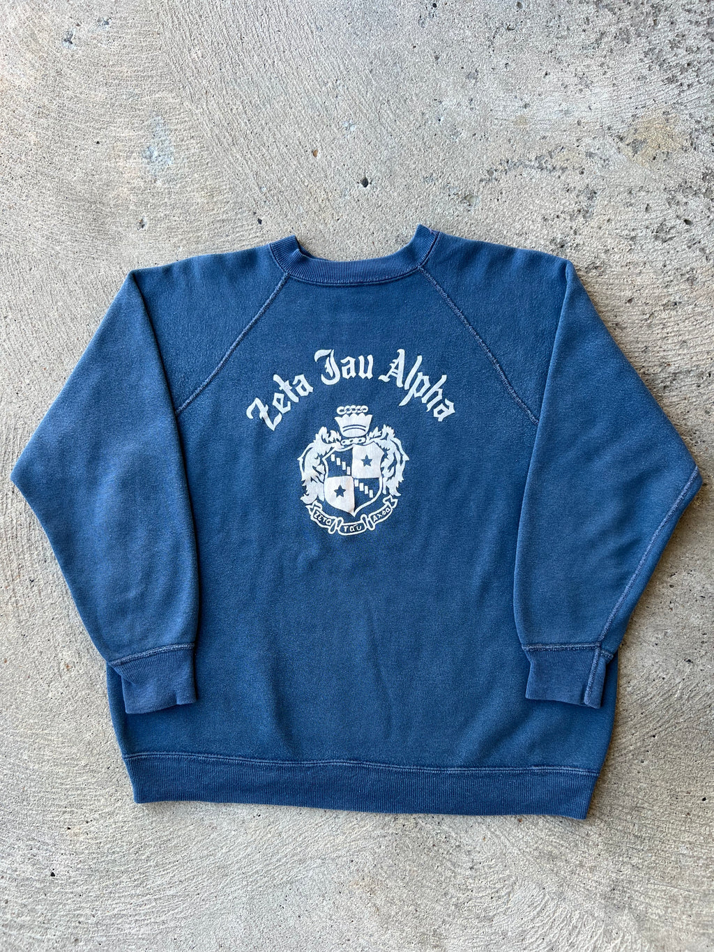 1950s Zeta Tau Alpha Flock Print Sweatshirt Large