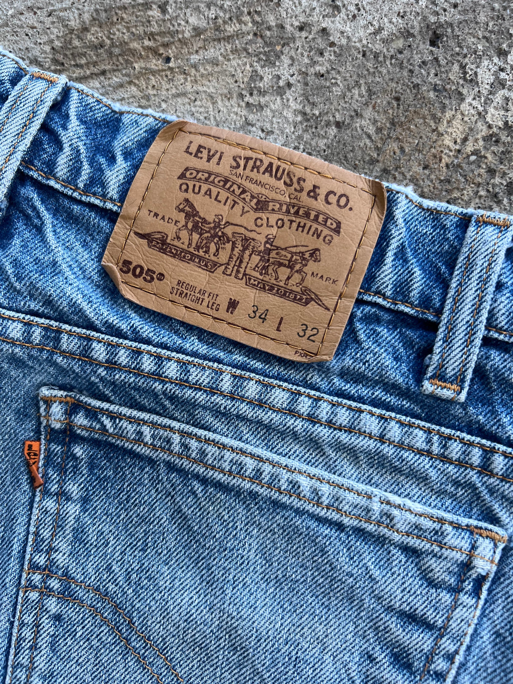 1980s Levis 505 34x32