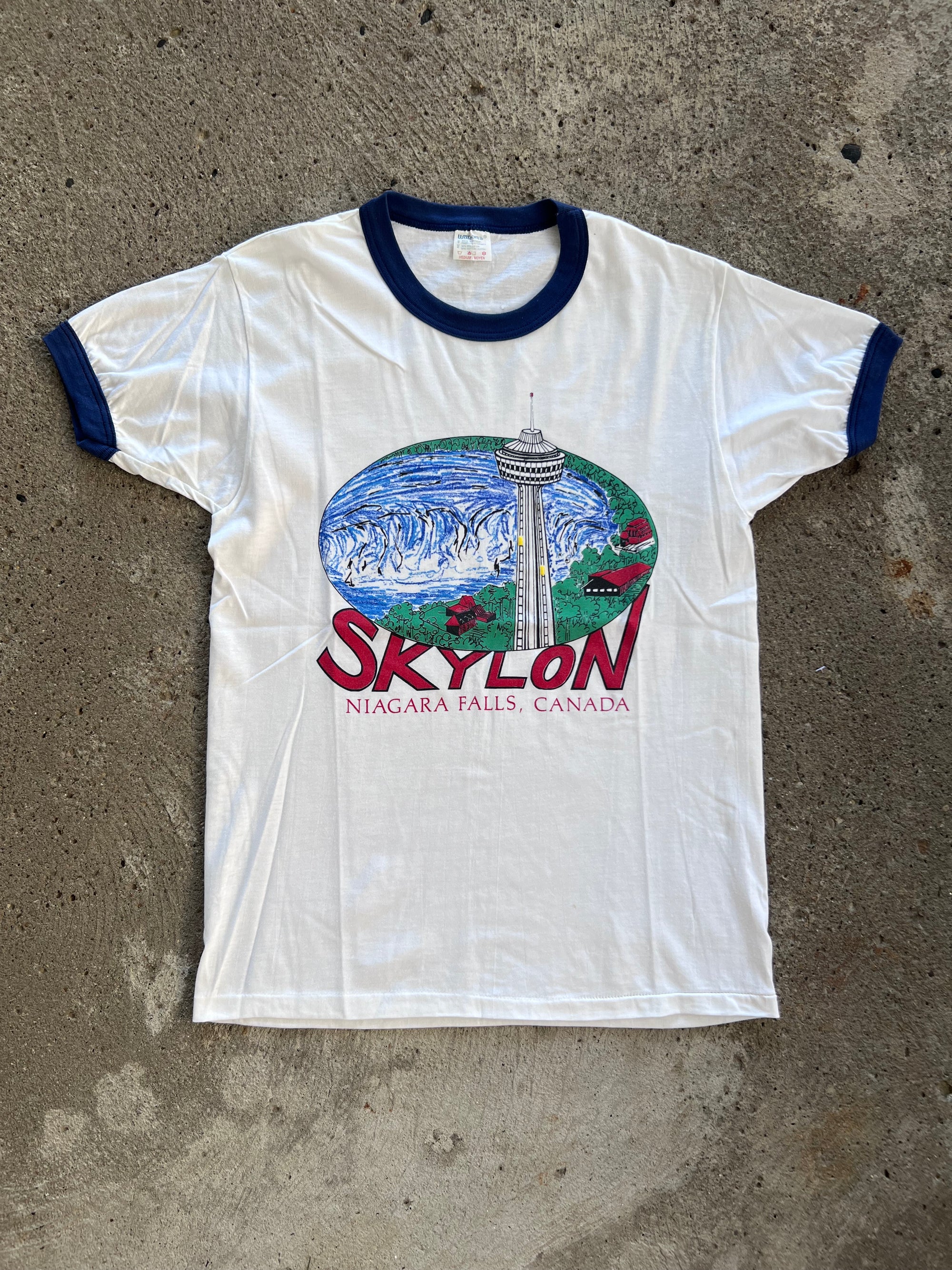 1970s Niagara Falls Ringer Medium