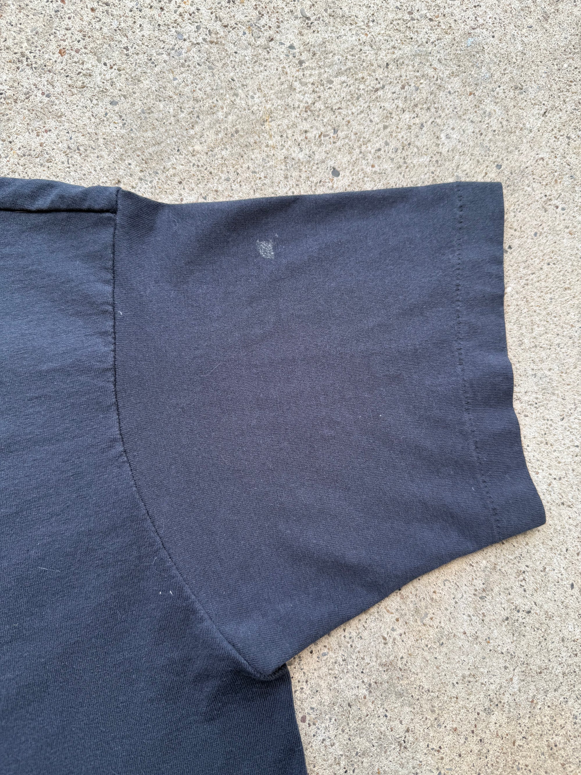 1990s Rock n Roll Hall Of Fame Shirt Medium