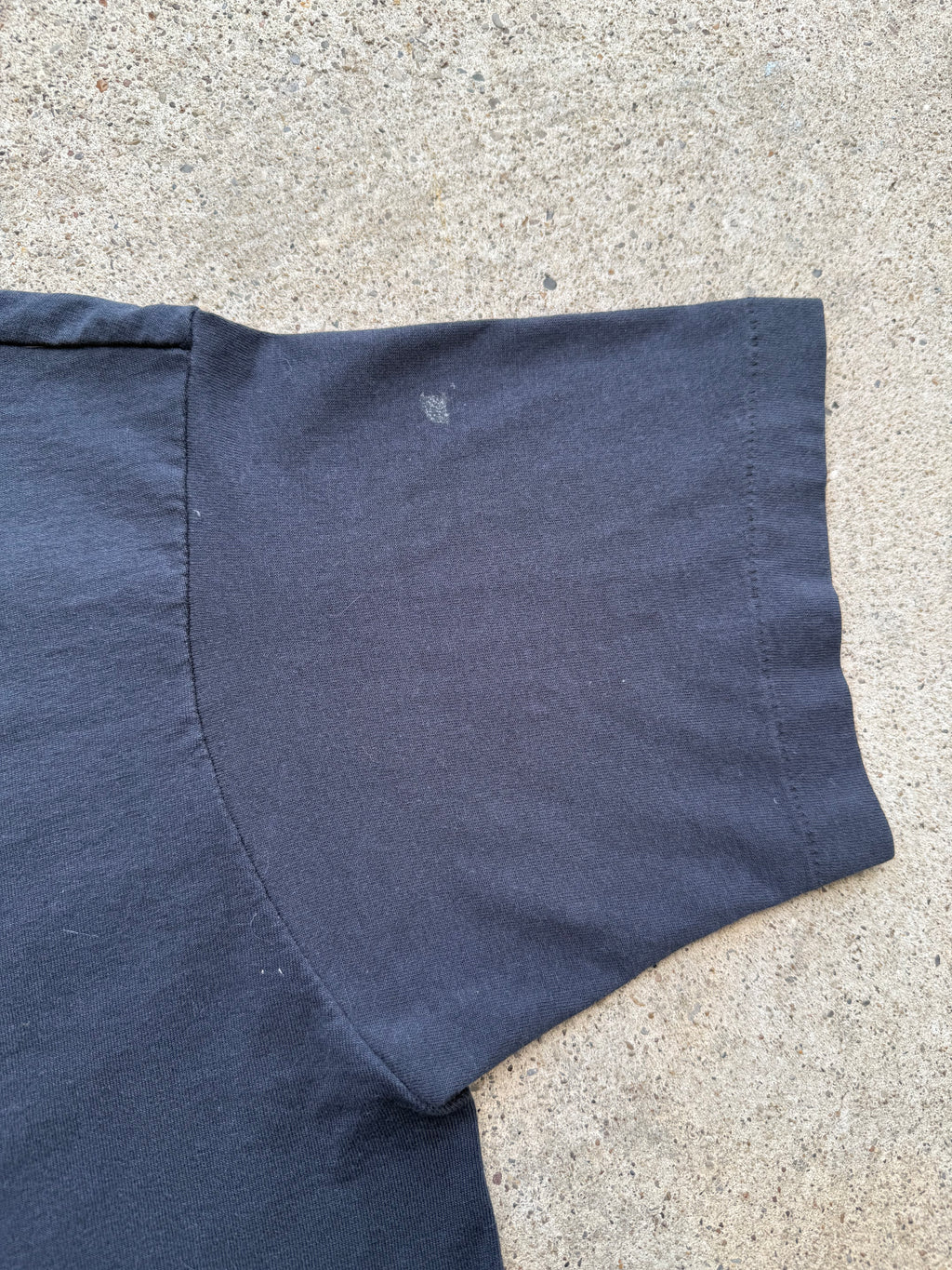 1990s Rock n Roll Hall Of Fame Shirt Medium