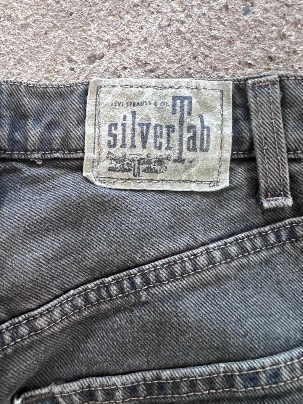 1990s Silver Tab Loose Fit Jeans 29x34