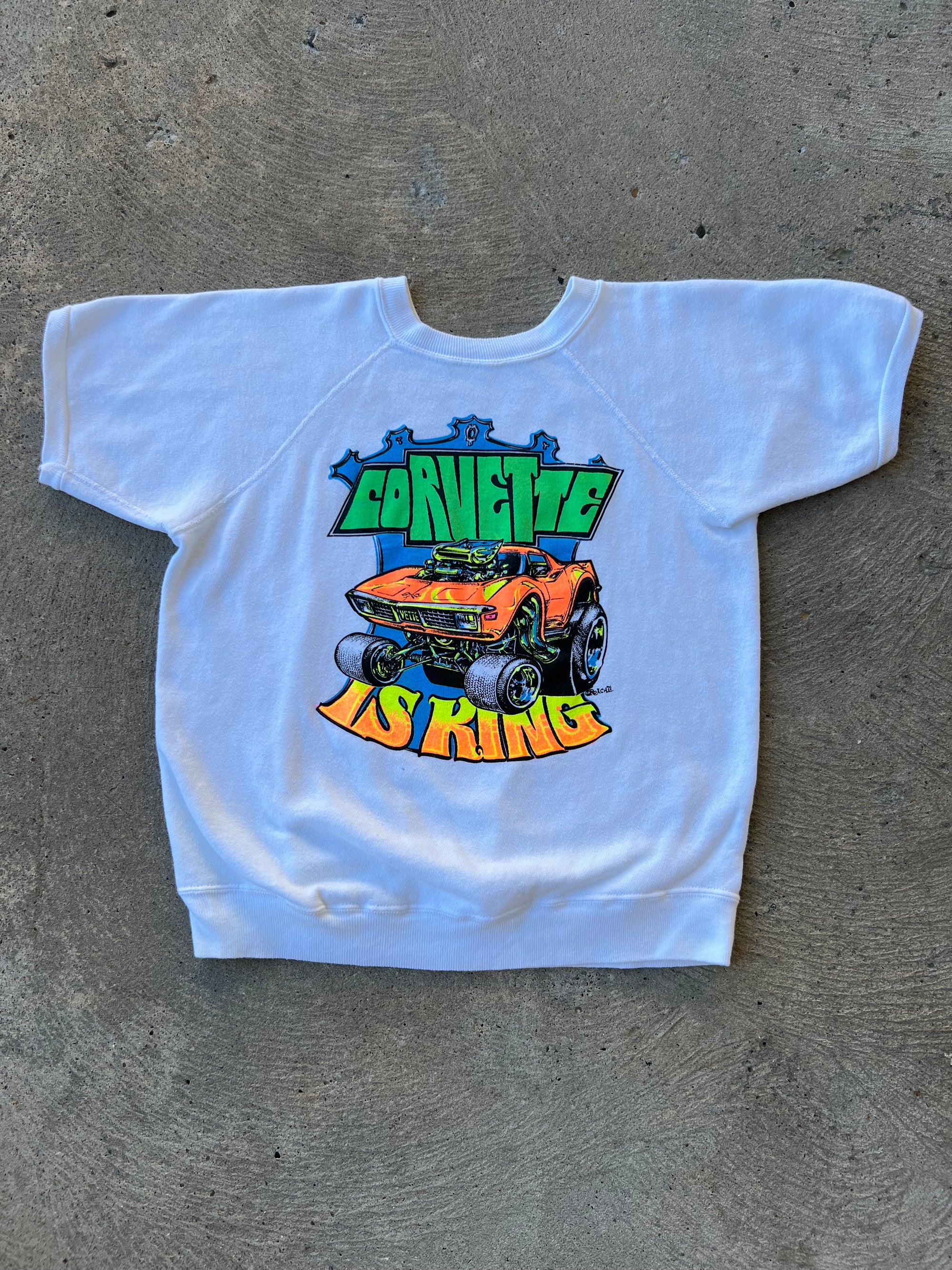 1971 Corvette Is King Roach Graphic Short Sleeve Sweatshirt Small