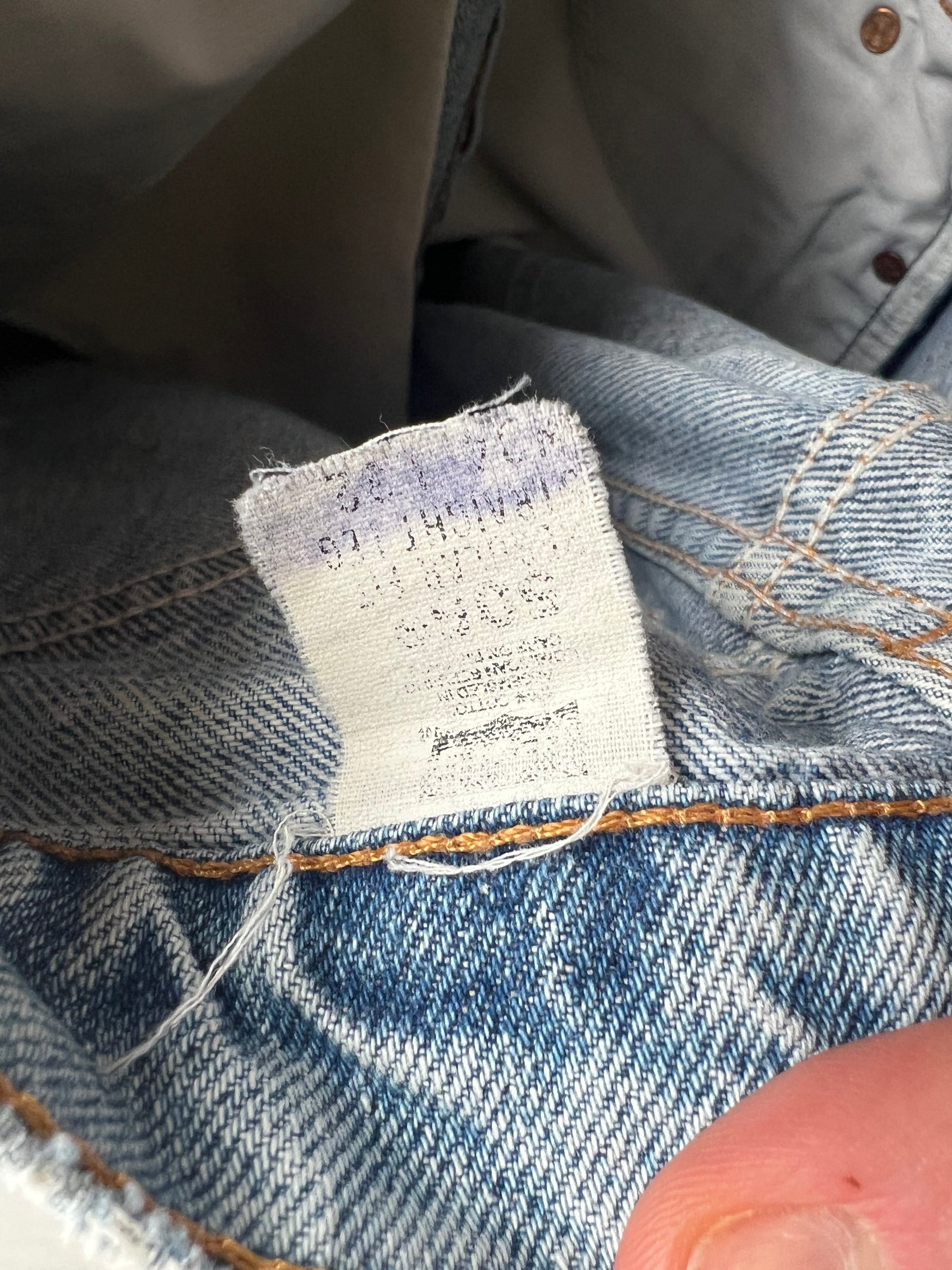 1980s Levis 505 34x32