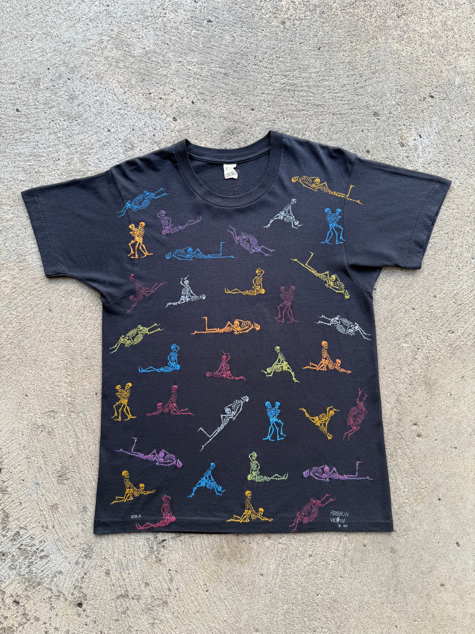 1991 Skeleton Sex Positions Fashion Victim Shirt Medium