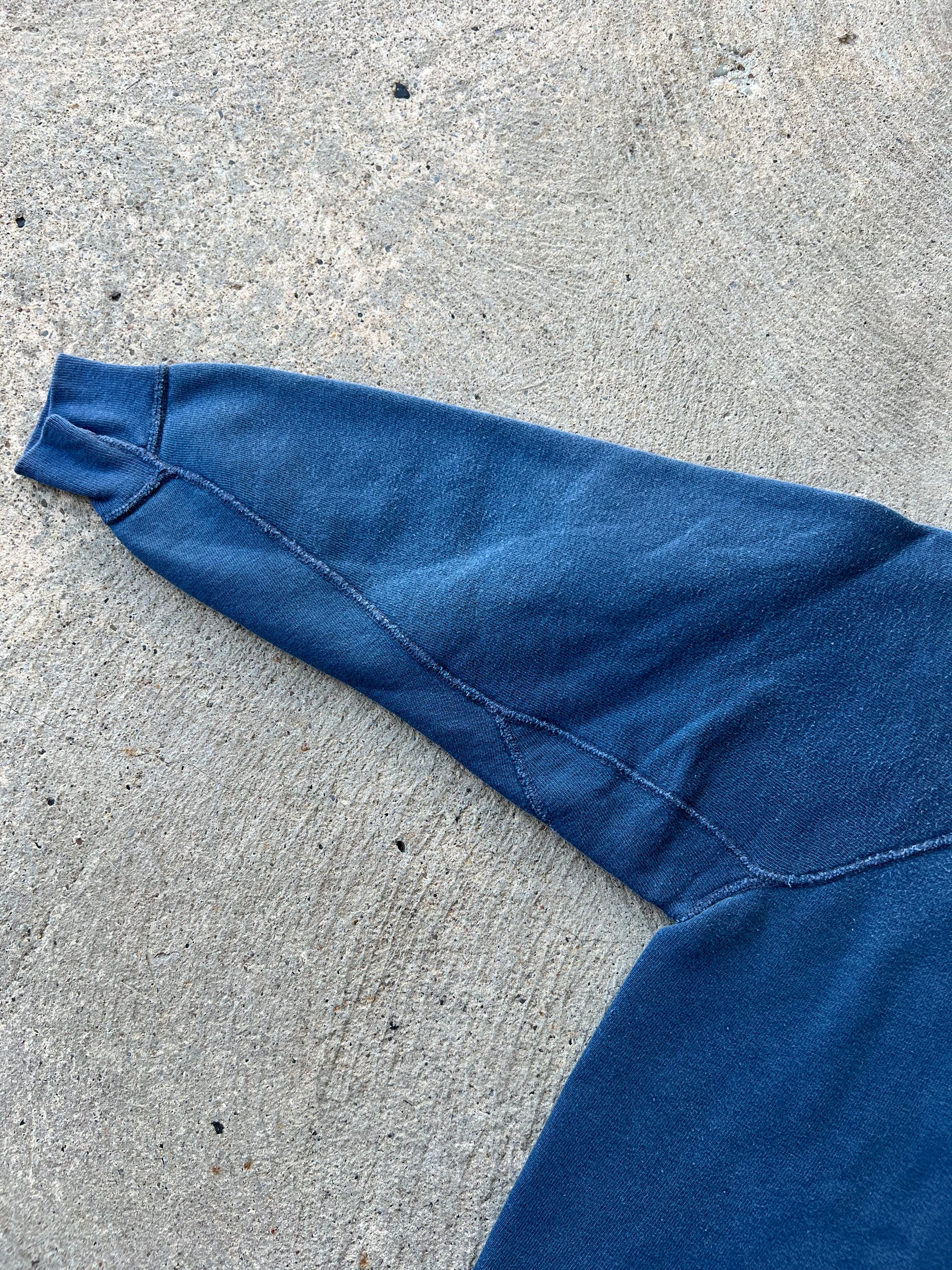 1950s Zeta Tau Alpha Flock Print Sweatshirt Large
