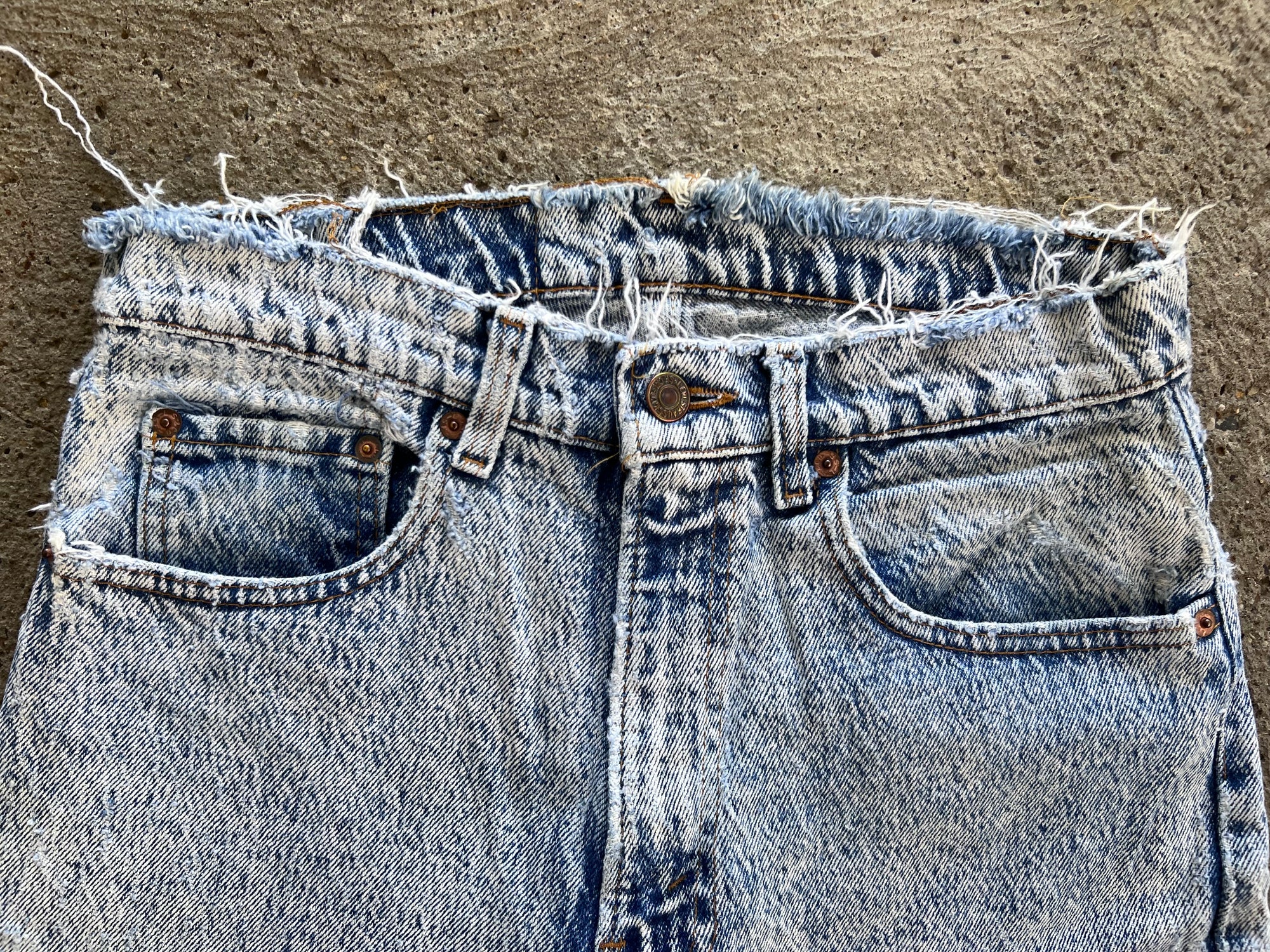 1980s Acid Wash Levis Pants 32x32