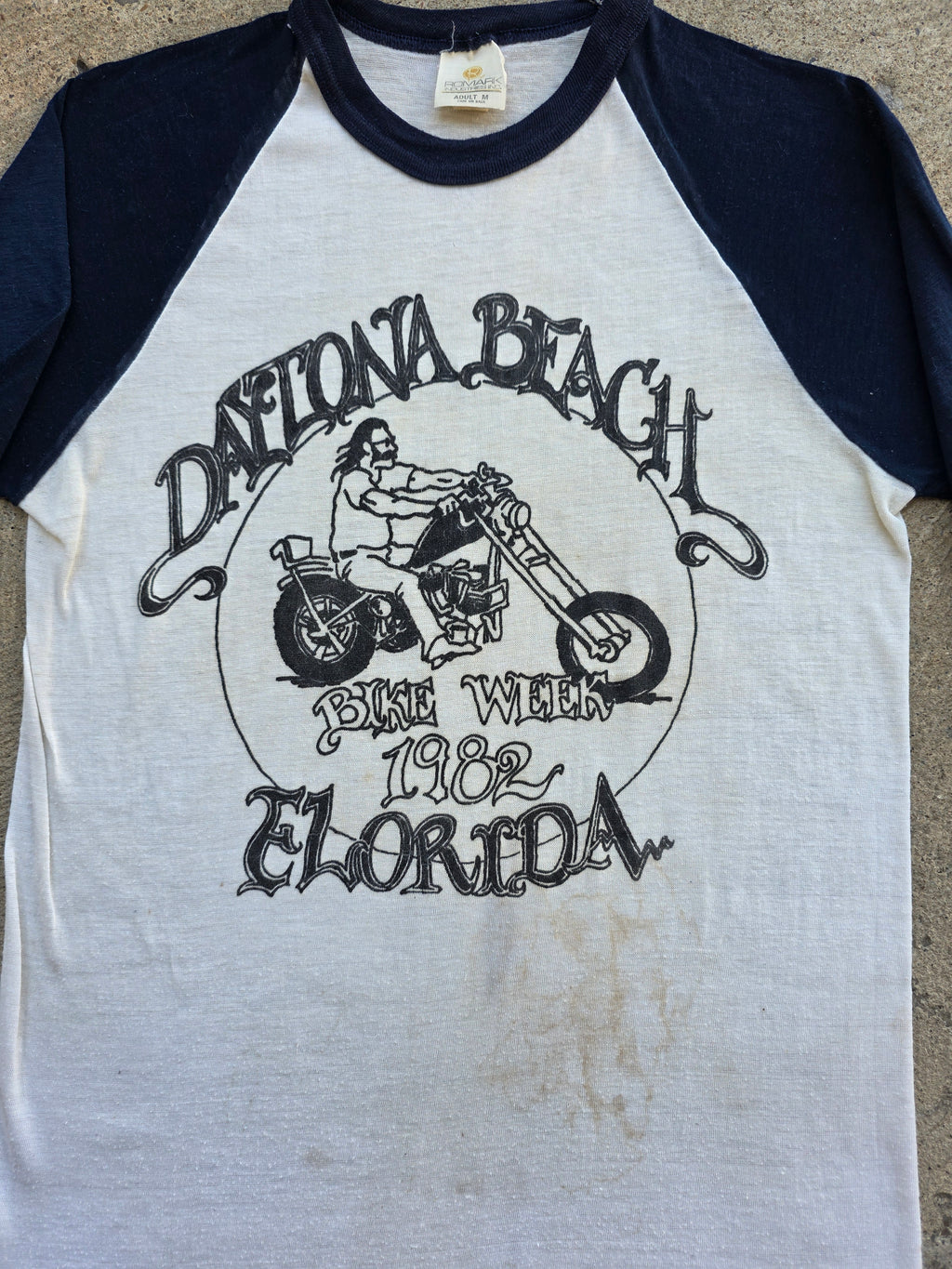 1982 Daytona Beach Raglan Shirt Medium
